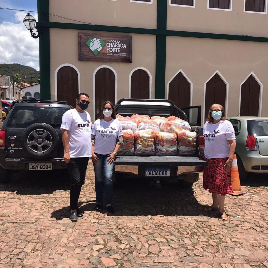 37 cestas básicas que serão destinadas às famílias dos Benefícios Eventuais, que se encontram em situação de vulnerabilidade e são acompanhadas pelo CRAS.
