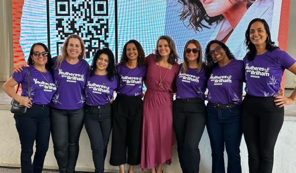 Imagens da A Prefeitura de Seabra, através da Sala do Empreendedor, participou nesta terça-feira (28), da Palestra Mulheres que Brilham.
