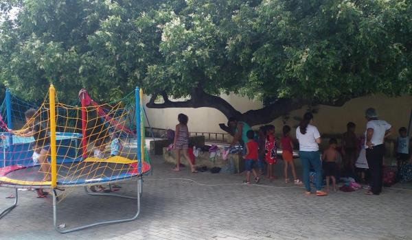 Imagens da A Escola Municipal Antônio José dos Santos, na comunidade do Baixio, será a primeira Escola em tempo integral de Seabra.